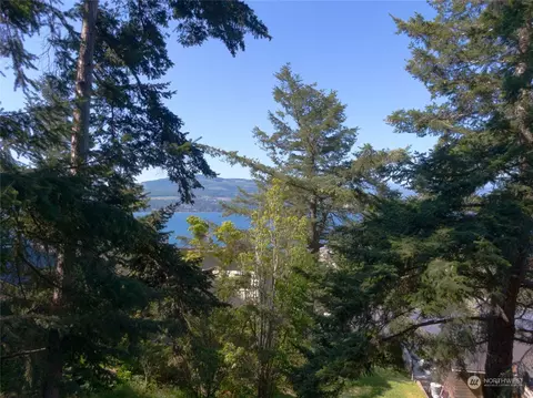 499 Beckett Point Rd, Port Townsend, WA 98368