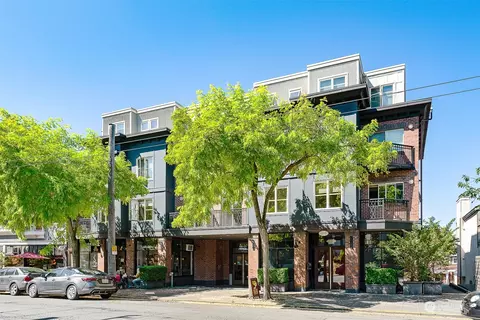 1909 10th Ave W #307, Seattle, WA 98119