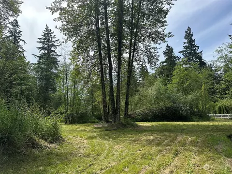 120 Nn 196th Ave NE, Redmond, WA 98053