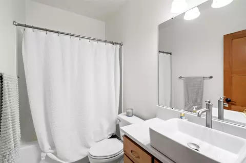 Bath - 40150 306th Ave SE, Enumclaw, WA 98022 photo 3 of 4