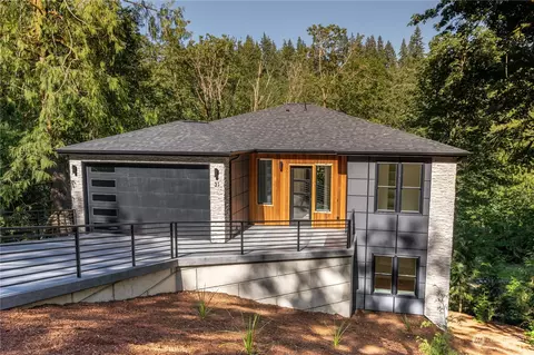 31 Harbor View Dr, Bellingham, WA 98229