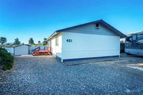 401 Summer Pl SW #115, Mattawa, WA 99349