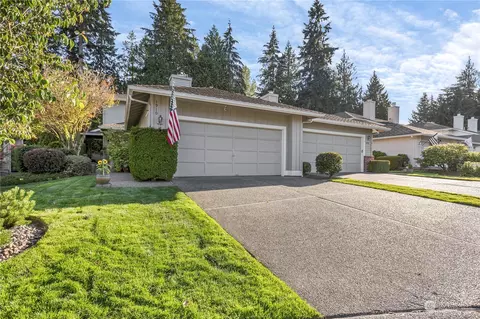 Exterior - 1910 Mill Pointe Dr SE, Mill Creek, WA 98012 photo 2 of 6