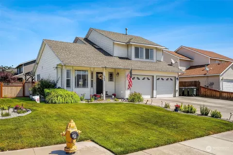1342 Yost Cir, Moses Lake, WA 98837