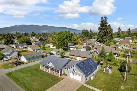 1825 8th St, Sedro Woolley, WA 98284