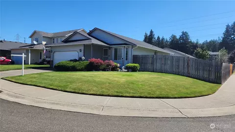 22513 44th Avenue Ct E, Spanaway, WA 98387