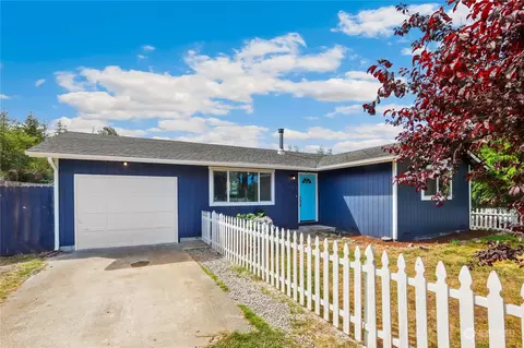 539 Salal St, Oak Harbor, WA 98277