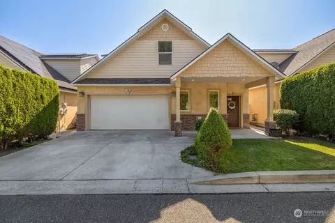 163 Keene Rd, Richland, WA 99352