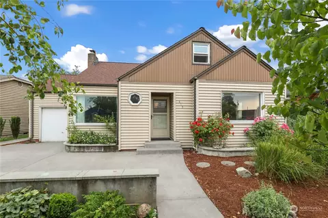 415 A St NE, Auburn, WA 98002