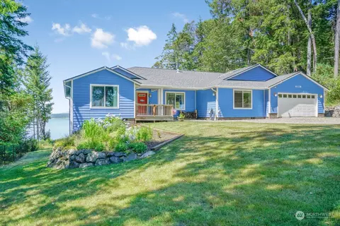 6128 Crescent Beach Rd, Vaughn, WA 98394