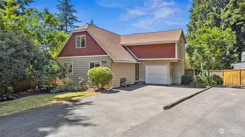 13319 125th Ave NE, Kirkland, WA 98034