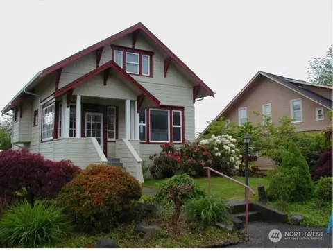 1116 Duryea St, Raymond, WA 98577