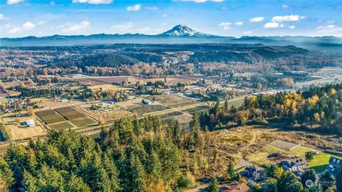 10457 142nd Ave E, Puyallup, WA 98374
