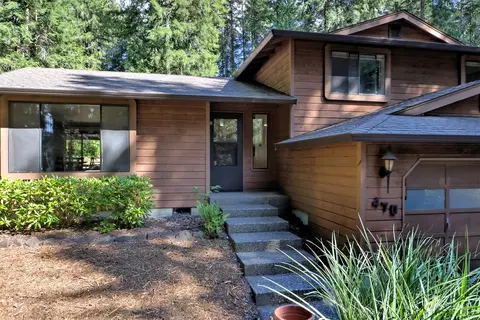 470 E Ballantrae Dr, Shelton, WA 98584