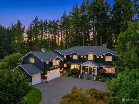10636 SE 22nd St, Bellevue, WA 98004