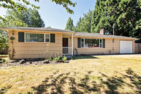 4711 17th Ave SE, Lacey, WA 98503