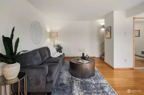 5713 122nd Ave SE #162, Bellevue, WA 98006