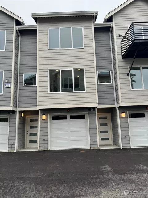 13249 Ambuam Blvd SW #B, Burien, WA 98146