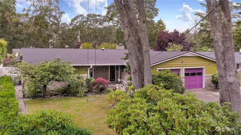 8504 Woodlawn Ave SW, Lakewood, WA 98499