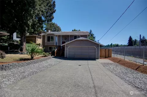 111 NE 157th St, Shoreline, WA 98155