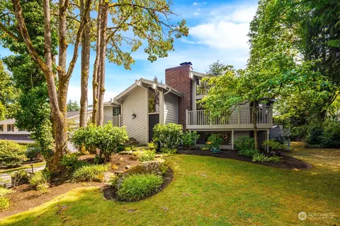15223 NE 68th St, Redmond, WA 98052