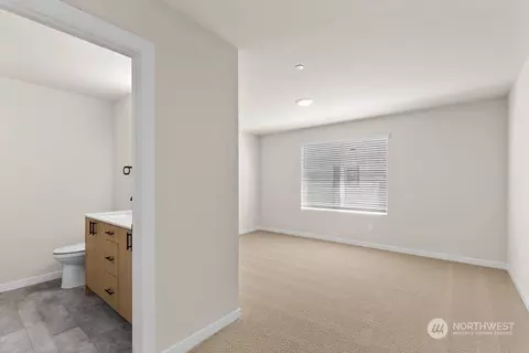 16124 Cascadian Way #C2, Bothell, WA 98012 photo 16