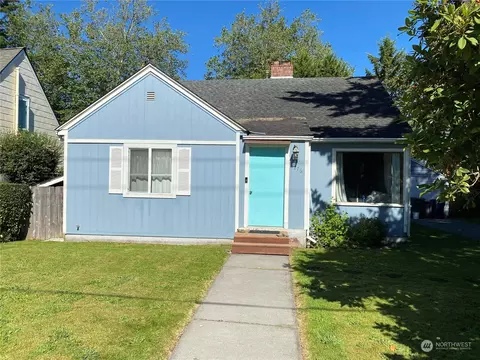 8276 Silva Ave SE, Snoqualmie, WA 98065