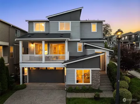 13033 137th Dr NE, Kirkland, WA 98034