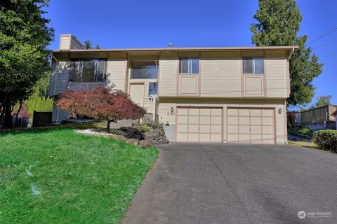 6303 Berkshire Dr, Everett, WA 98203