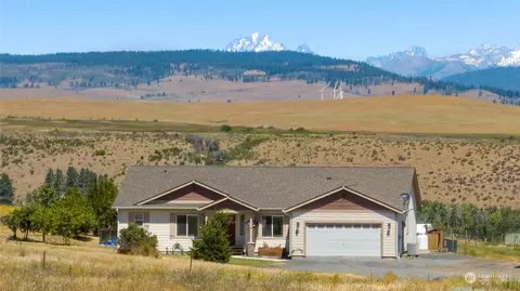 807 Watt Canyon Rd, Thorp, WA 98946