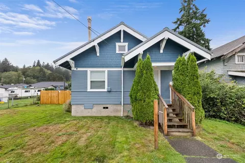 823 Monroe St, Hoquiam, WA 98550