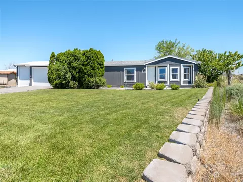 503 Fowler Ln SW #40, Mattawa, WA 99349