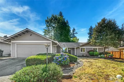 1811 172nd Ave NE, Bellevue, WA 98008