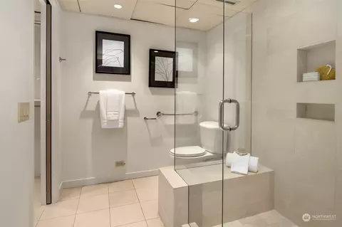 1620 43rd Ave E #2B, Seattle, WA 98112 photo 18