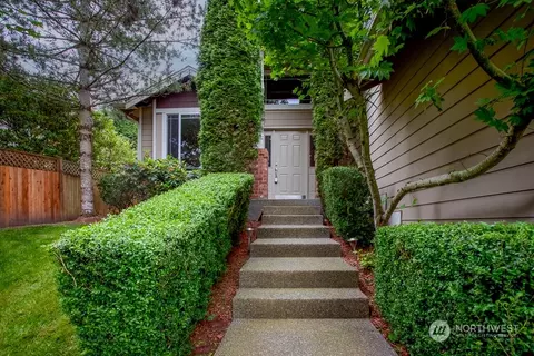 15065 NE 185th St, Woodinville, WA 98072