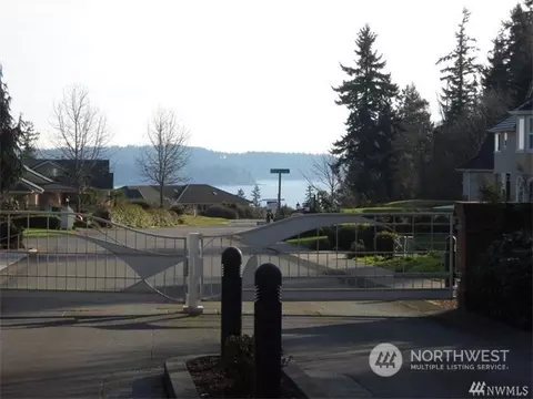 12615 101st Avenue Ct NW, Gig Harbor, WA 98329