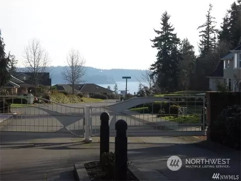 126 Nn 101st Avenue Ct NW, Gig Harbor, WA 98329