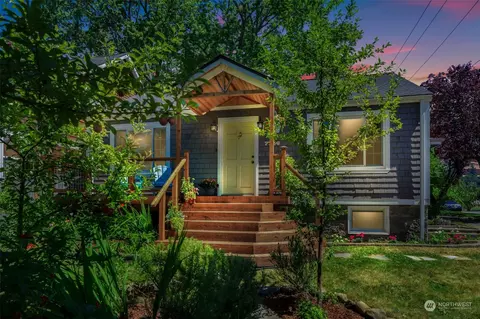 7756 20th Ave SW, Seattle, WA 98106