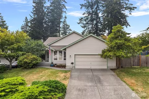 1325 Heritage Hills Ct, Bellingham, WA 98226