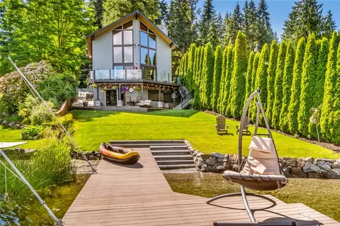15333 W Lake Goodwin Rd, Stanwood, WA 98292