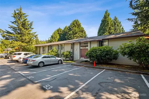 17515 151st Ave SE #6-11, Renton, WA 98058