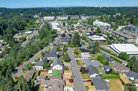 View/Area - 10603 Sunrise Dr, Bothell, WA 98011 photo 2 of 2