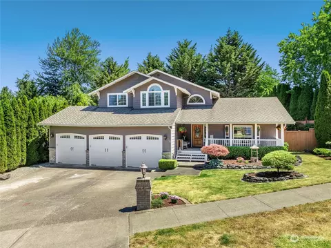 2517 18th St SE, Puyallup, WA 98374