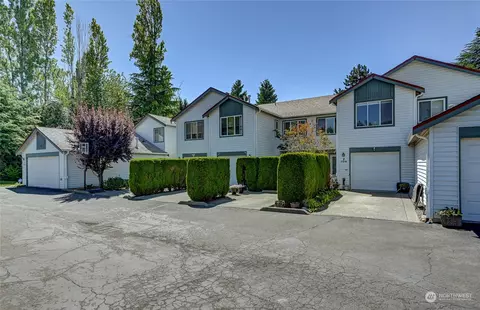 23501 112th Ave SE #F-104, Kent, WA 98031