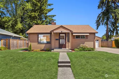 7530 S 120th St, Seattle, WA 98178
