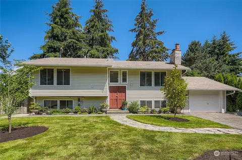 13662 99th Ave NE, Kirkland, WA 98034