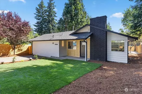 15638 9th Ave SW, Burien, WA 98166