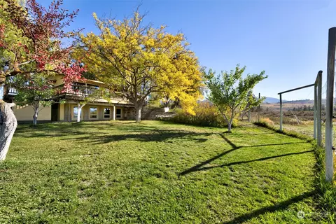 9 Rendezvous Rd, Winthrop, WA 98862 photo 4