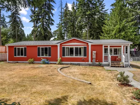 11602 202 Nd Ave E, Bonney Lake, WA 98391