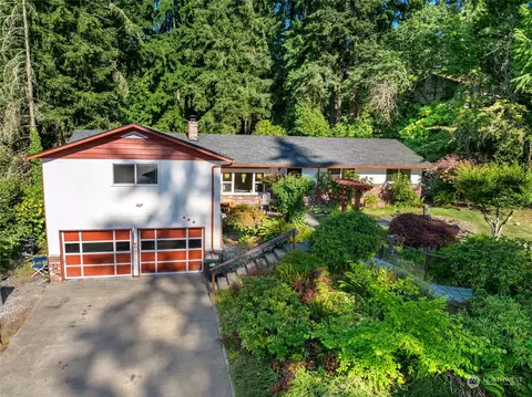 452 Bulldog St SE, Lacey, WA 98503